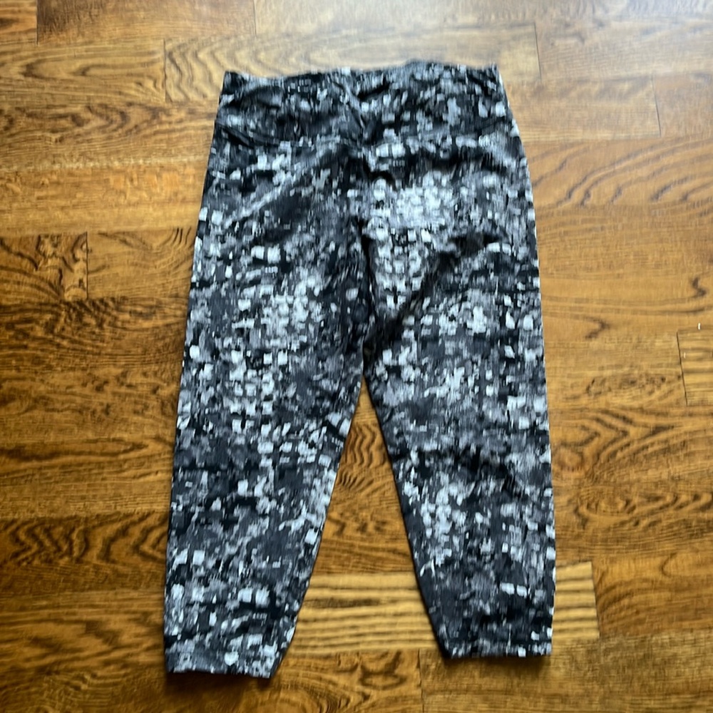 Calvin Klein Performance black/gray patterned leggings